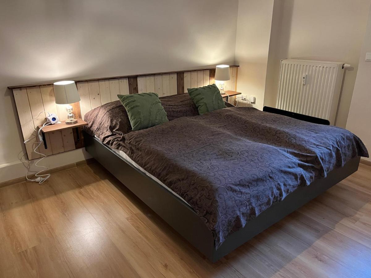 M&M Apartment, Free Parking Karlovy Vary Eksteriør billede